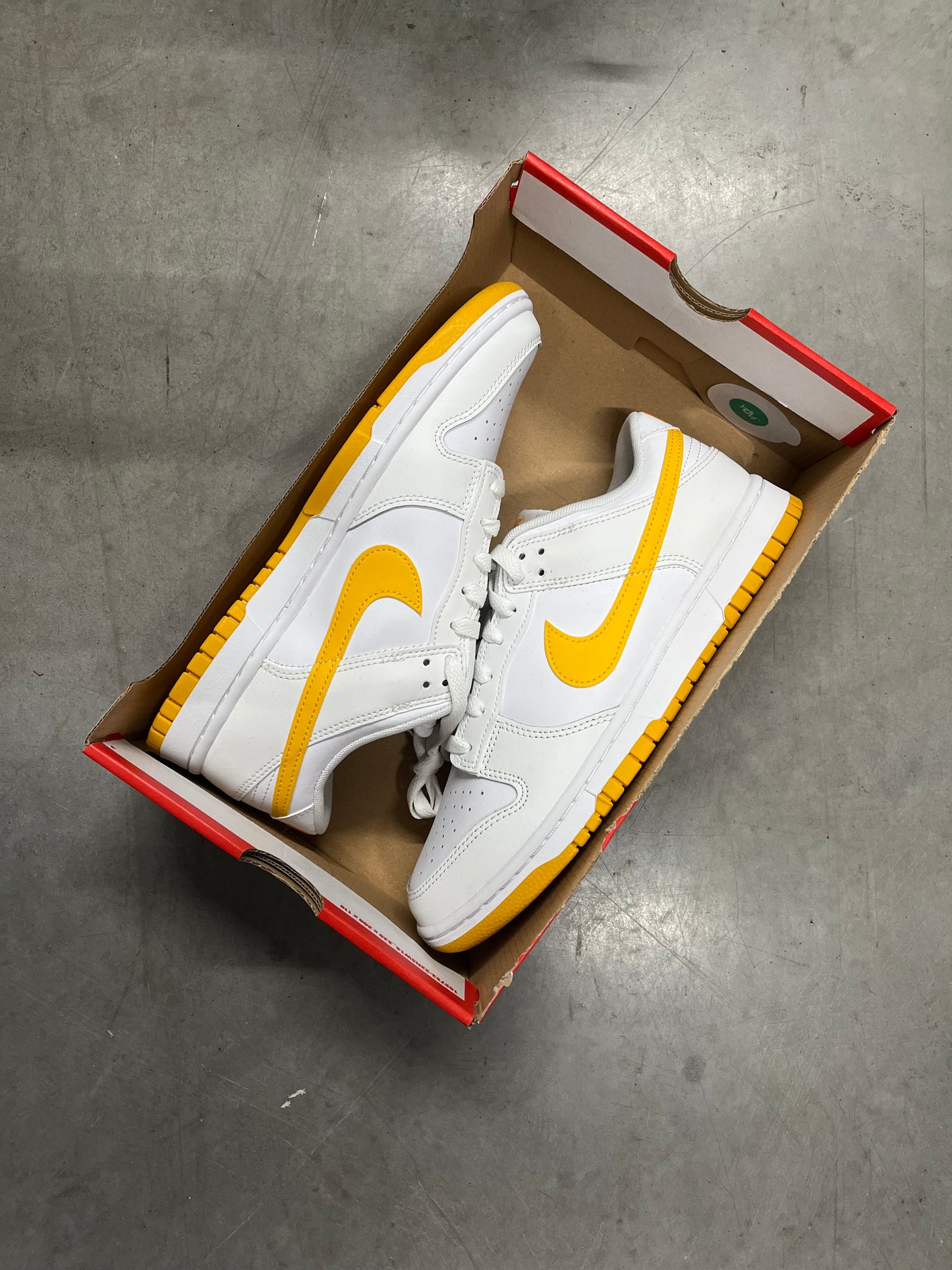 Nike Dunk Low White University Gold