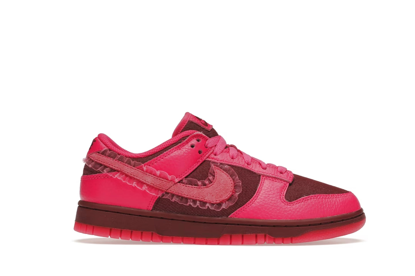 Nike Dunk Low Valentines Day 2020 (W)